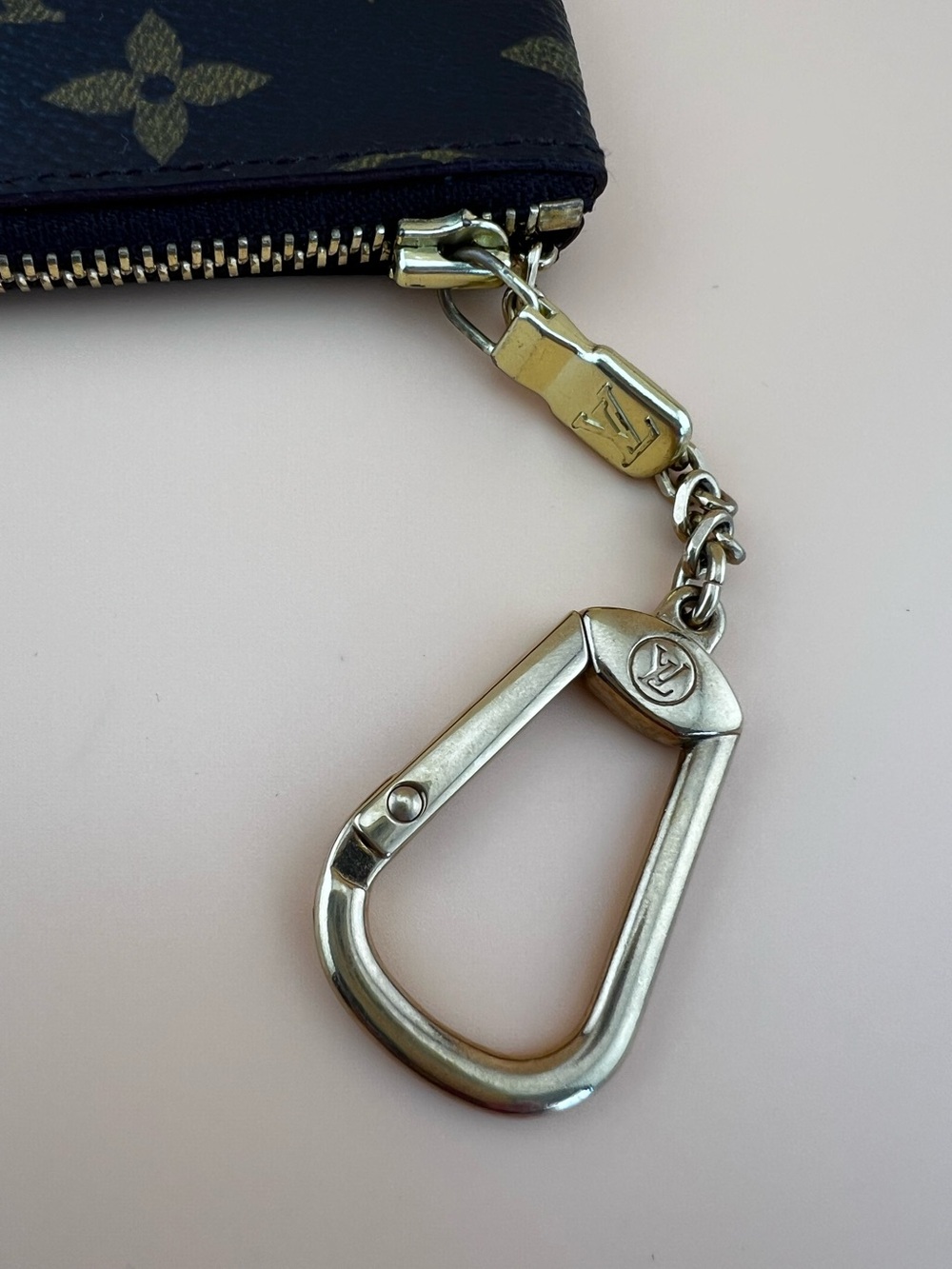 Louis Vuitton Monogram Pochette Clés Coin/Key Pouch - Picture 6 of 9